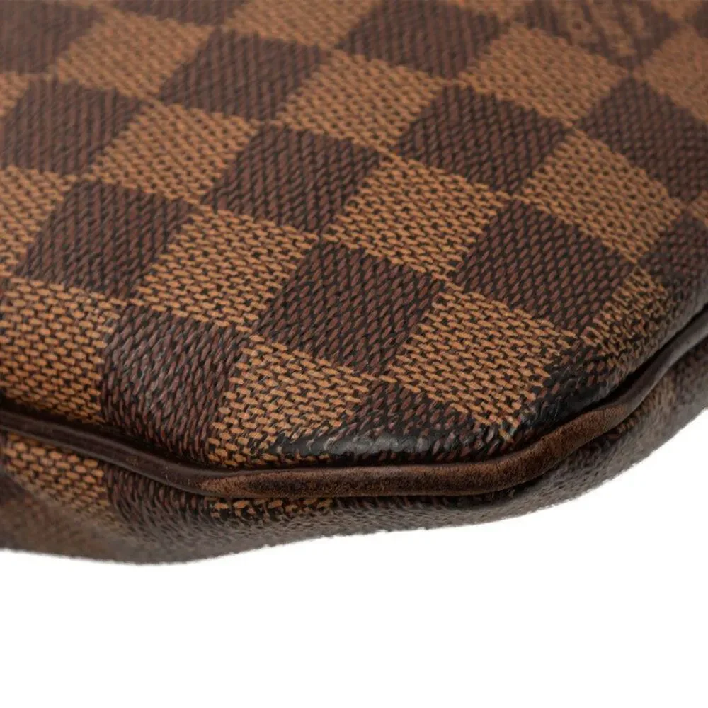 Louis Vuitton delivery duty